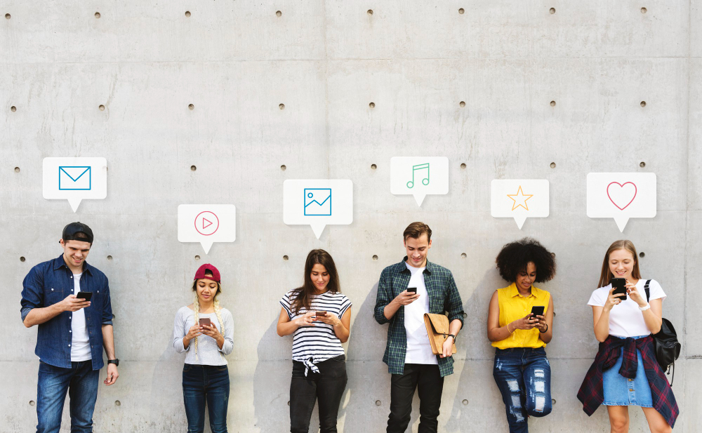Generación Z hiperconectados como clientes de seguros